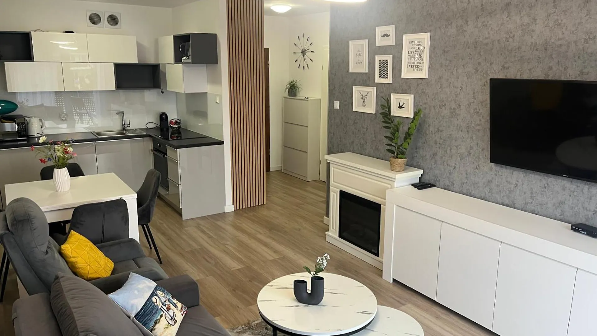 Apartment Apartament Solna 11A Z Garazem W Cenie Kolobrzeg